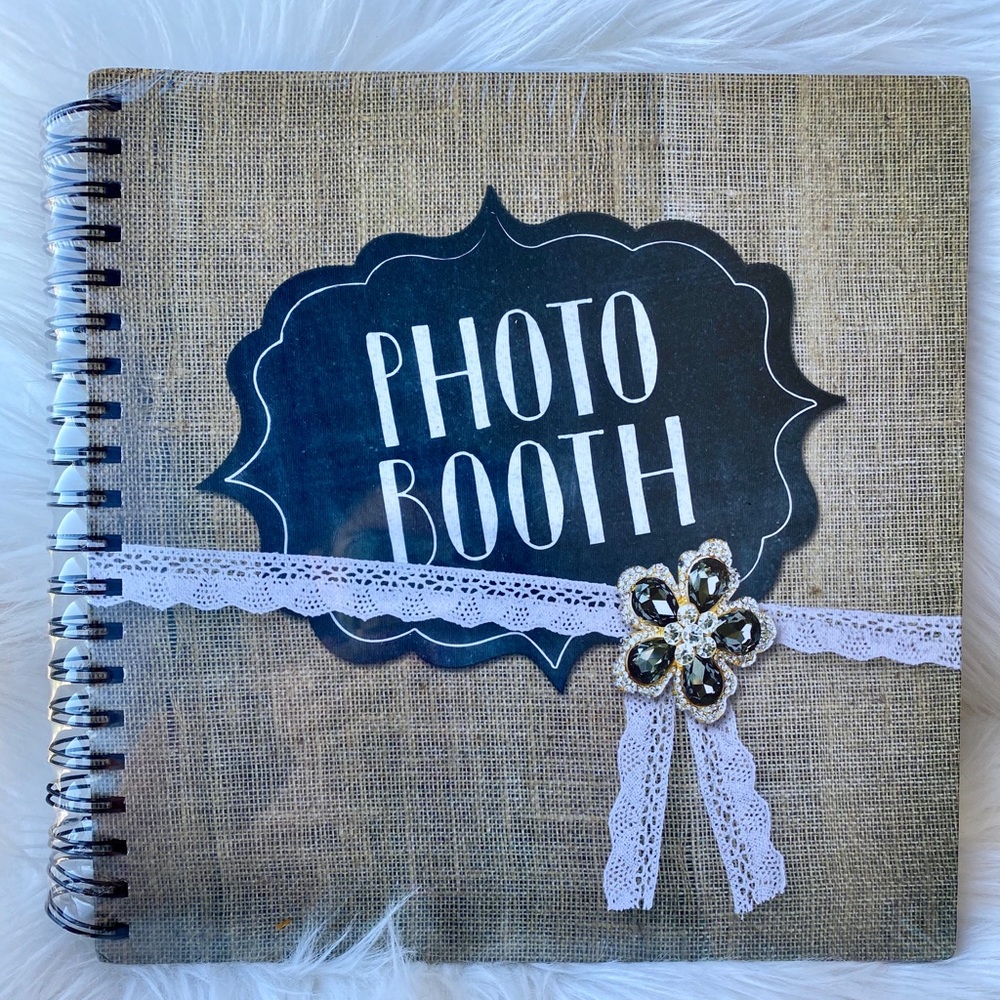 📸Vintage Burlap Photo BoothBlack Pages 10” square